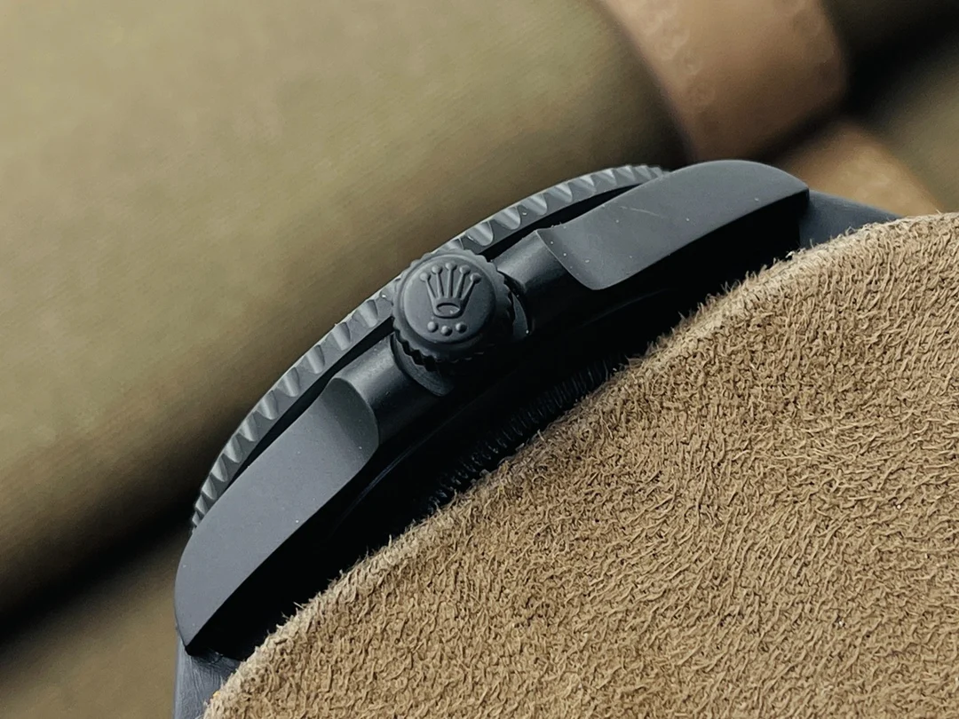 Rolex Steel Black Dial 40mm — photographed off the sweep