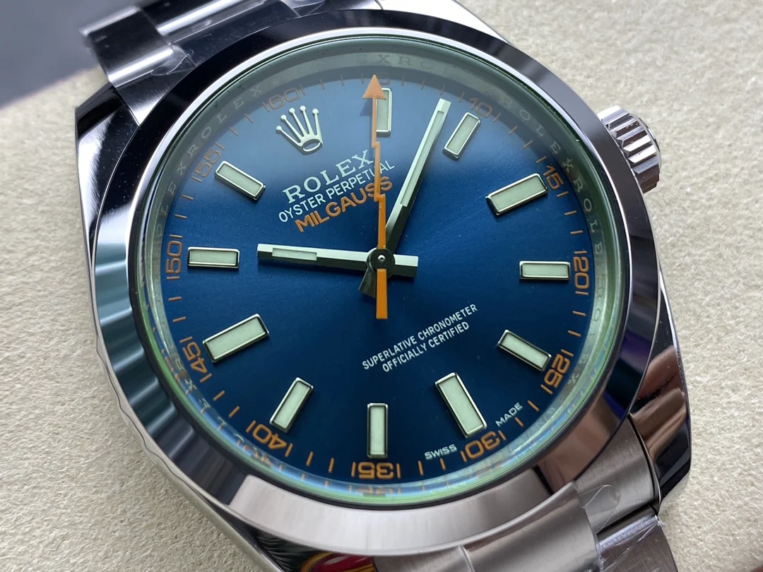 Rolex Steel Green Dial — photographed off the sweep