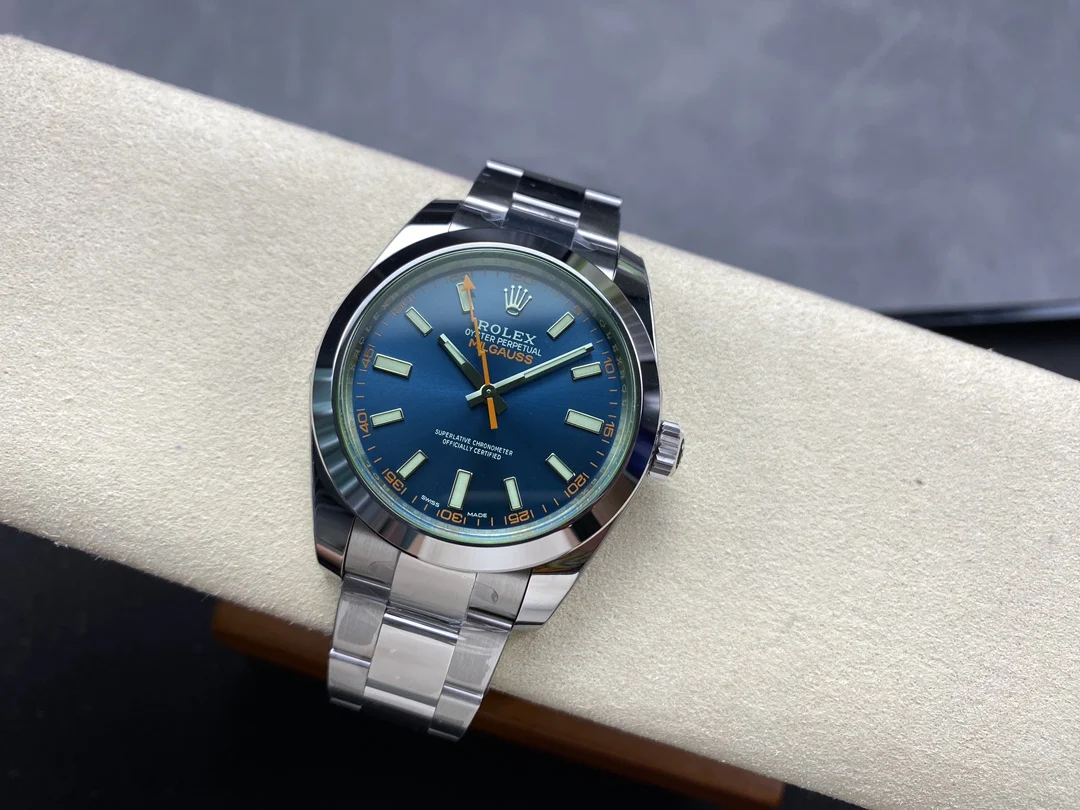 Rolex Steel Green Dial — photographed off the sweep