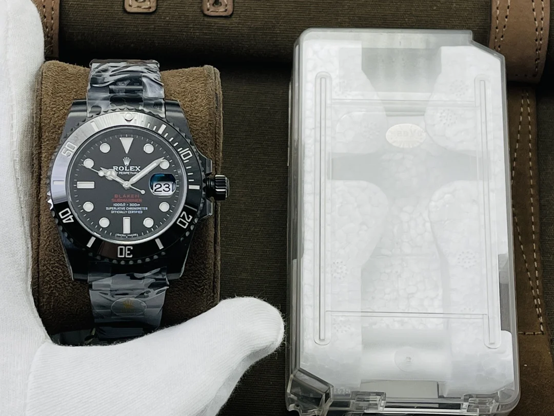 Rolex Submariner 116610LN — photographed off the sweep