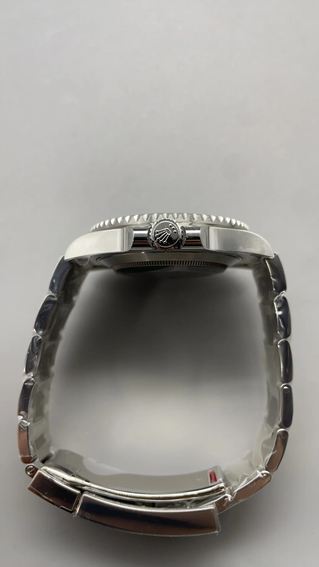 Rolex Submariner 40mm — photographed off the sweep