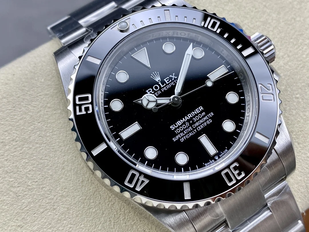 Rolex Submariner Black Dial 41mm — photographed off the sweep