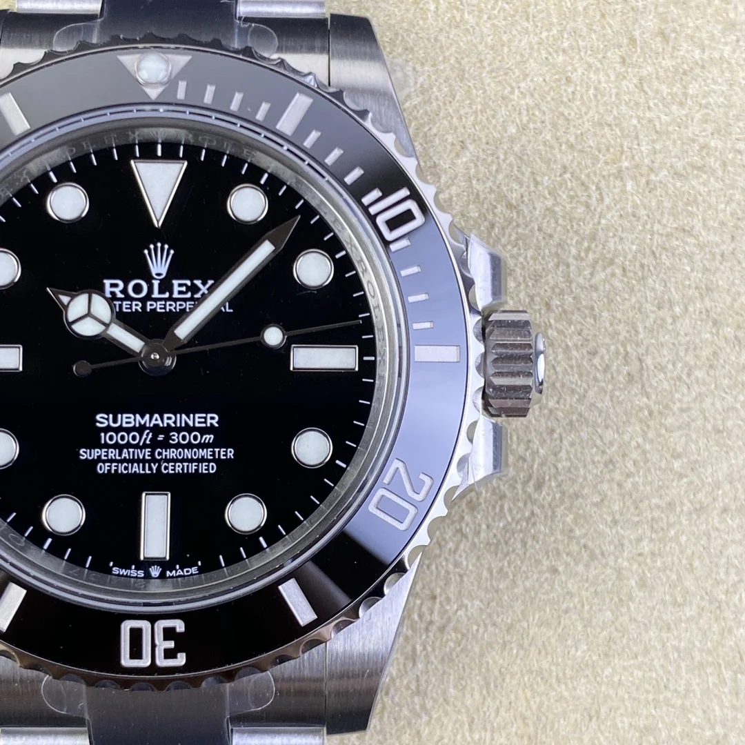 Rolex Submariner Black Dial 41mm — photographed off the sweep
