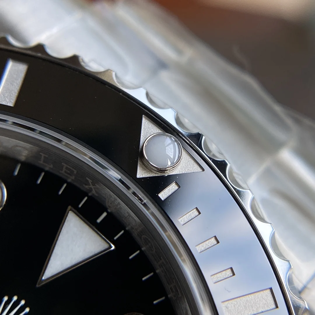 Rolex Submariner Black Dial 41mm — photographed off the sweep