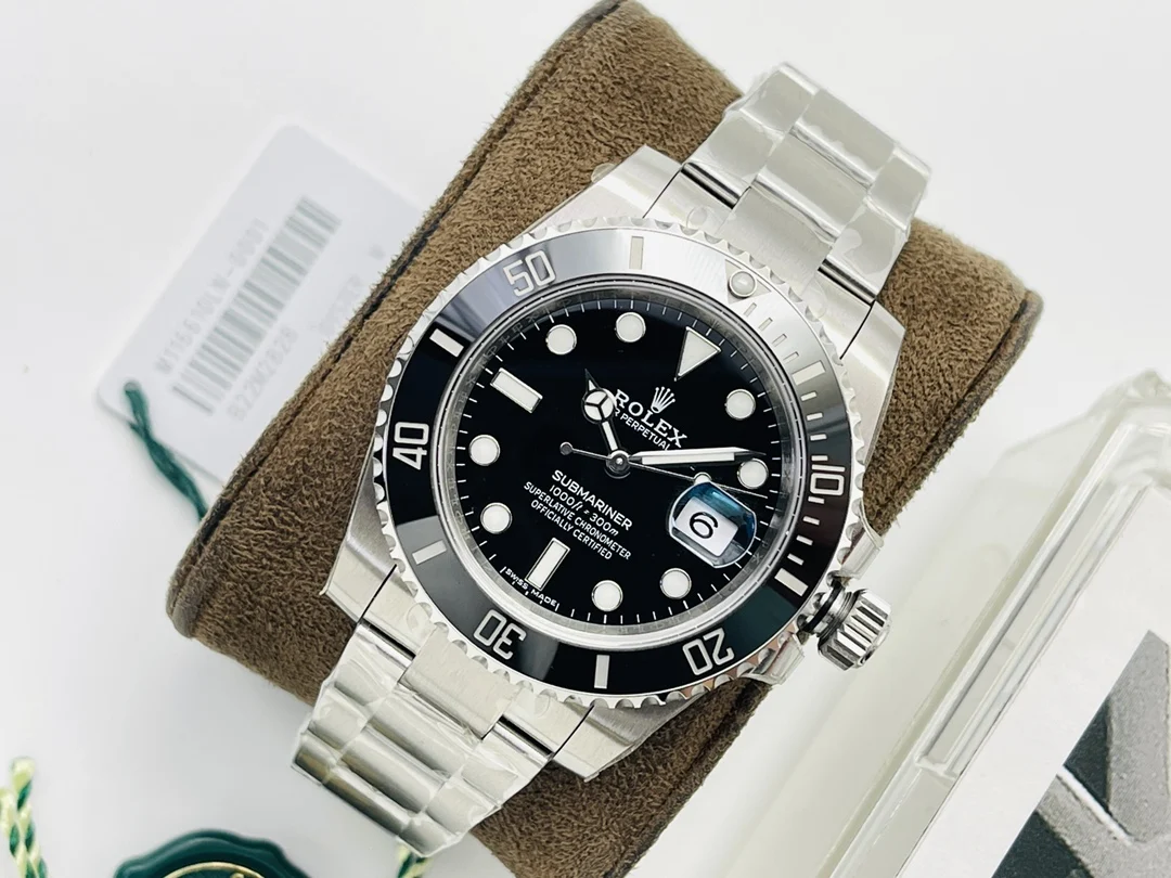 Rolex Submariner Black Dial — photographed off the sweep