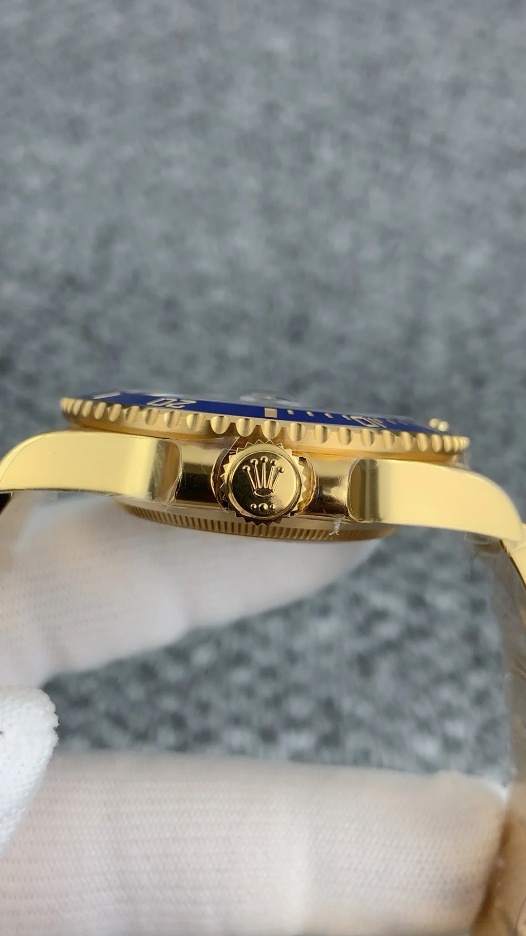 Rolex Submariner Blue Dial 41mm — photographed off the sweep