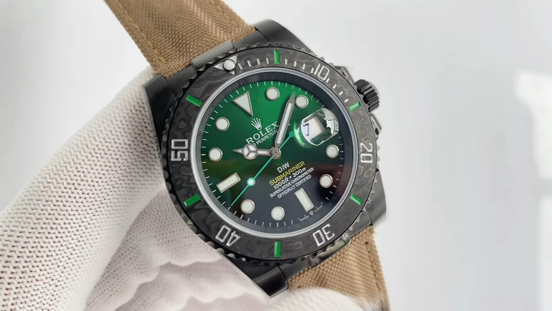 Rolex Submariner Carbon Black Dial