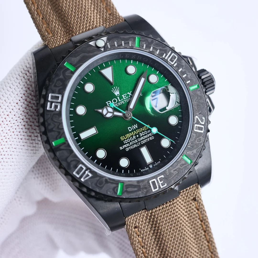 Rolex Submariner Carbon Black Dial — photographed off the sweep
