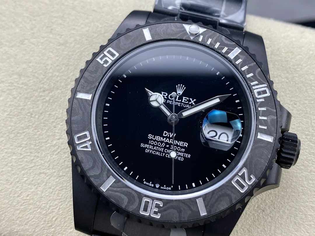 Rolex Submariner Carbon Green Dial — photographed off the sweep