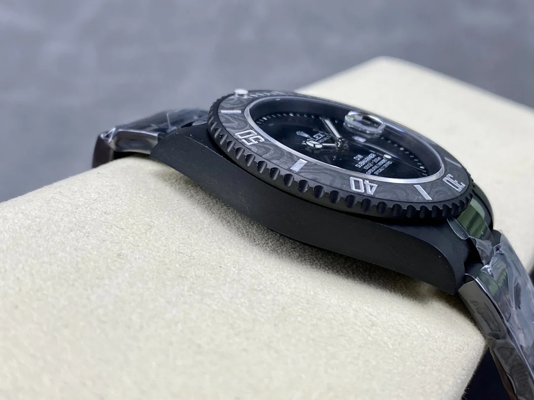 Rolex Submariner Carbon Green Dial — photographed off the sweep