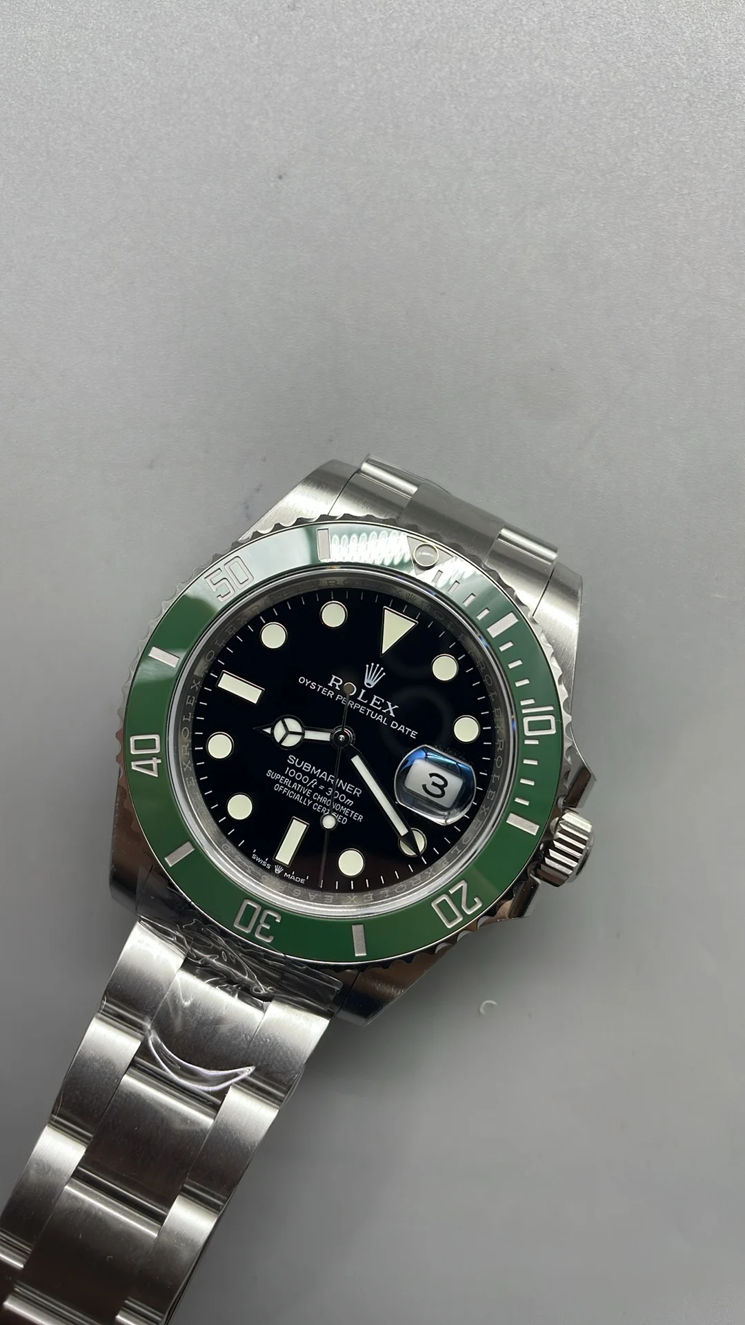 Rolex Submariner Green Dial 41mm — photographed off the sweep