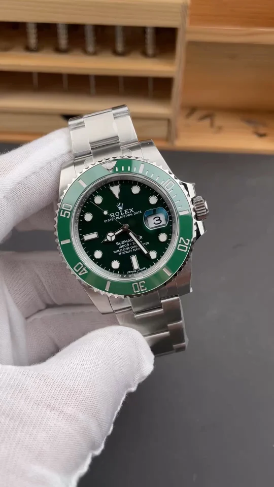 Rolex Submariner Hulk Green Dial 40mm