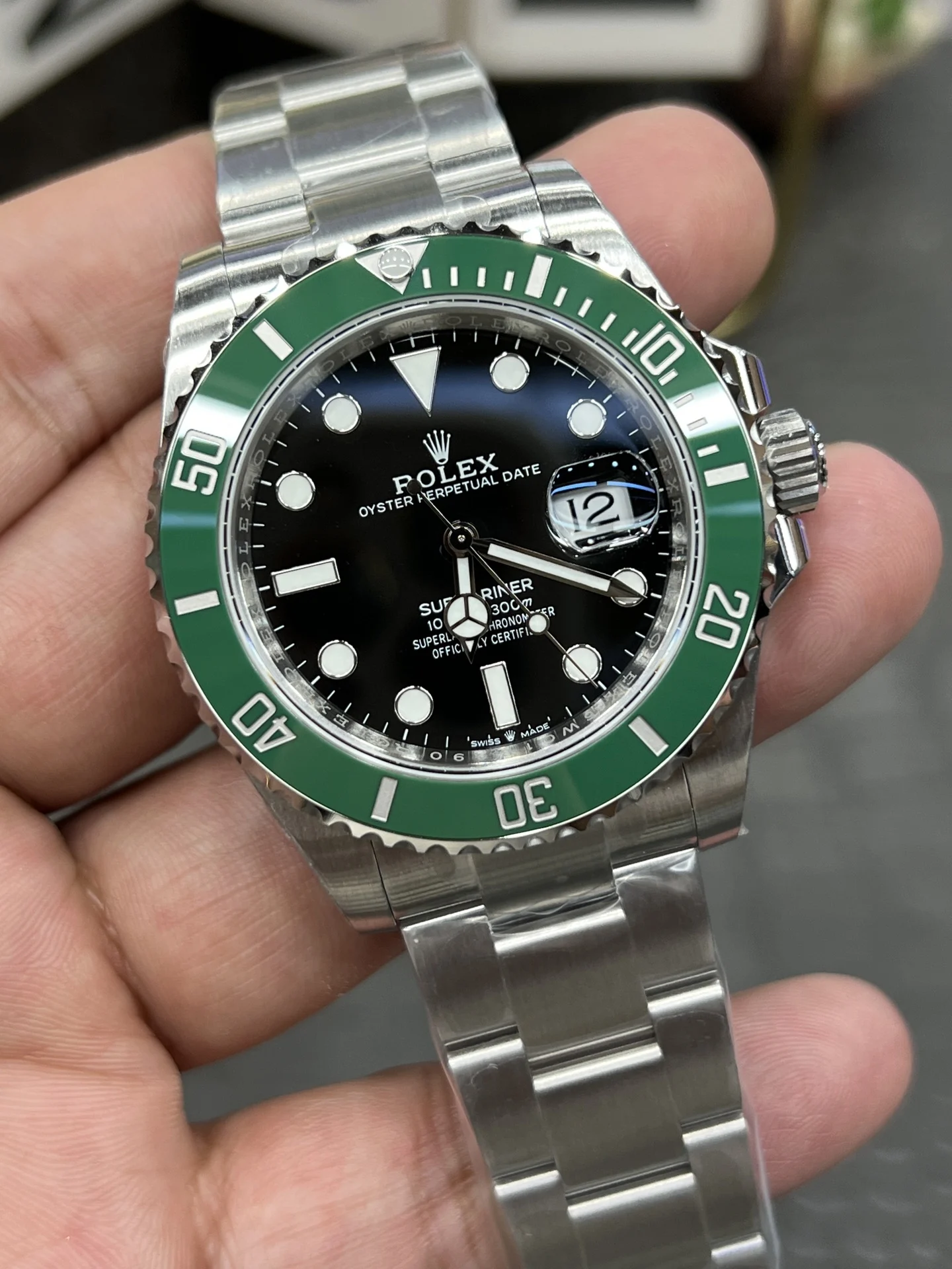 Rolex Submariner Hulk Green Dial 41mm — photographed off the sweep