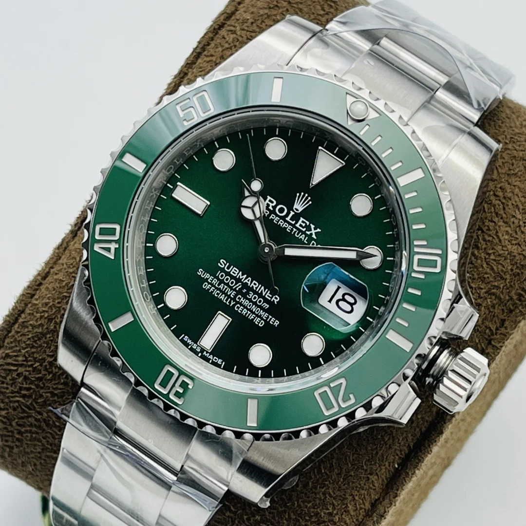 Rolex Submariner Hulk Platinum Green Dial — photographed off the sweep