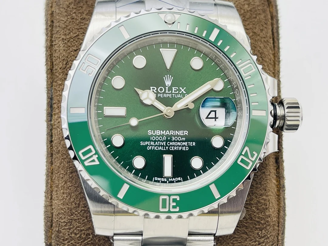 Rolex Submariner Hulk Platinum Green Dial 40mm — photographed off the sweep