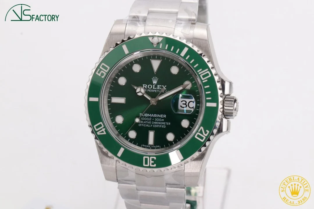 Rolex Submariner Hulk Platinum Green Dial — photographed off the sweep