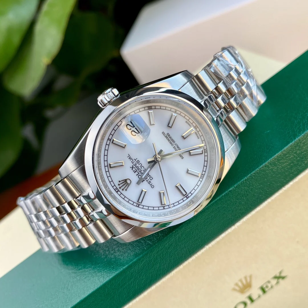 Rolex Submariner Steel 36mm — photographed off the sweep