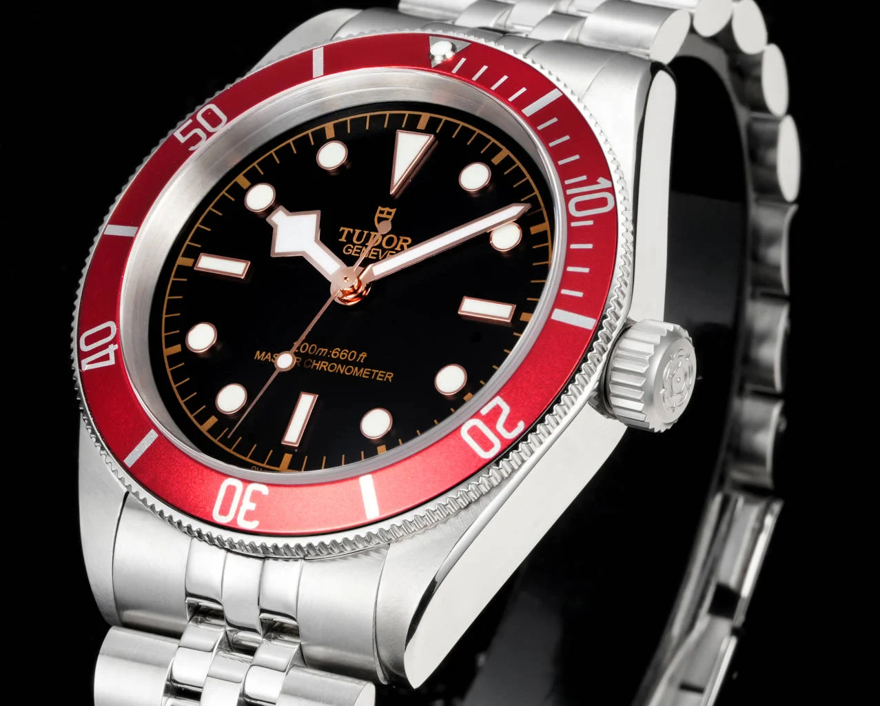 Rolex Submariner Steel Black Dial 41mm — photographed off the sweep