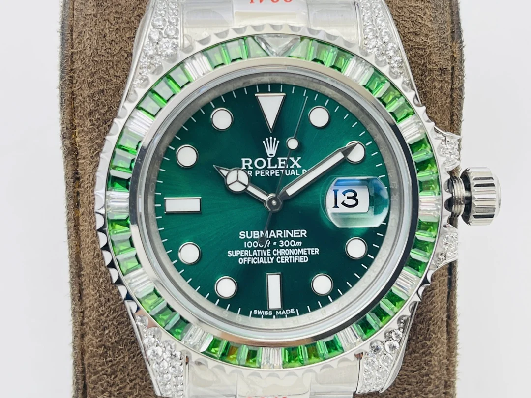 Rolex Submariner Steel Diamond-Set 40mm — photographed off the sweep