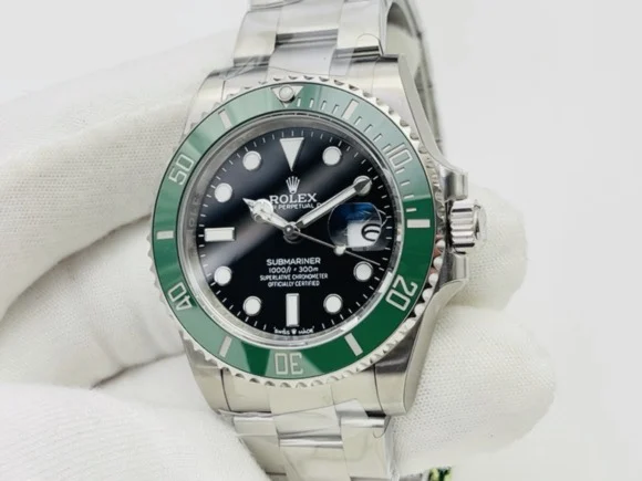 Rolex Submariner Steel Green Dial 41mm