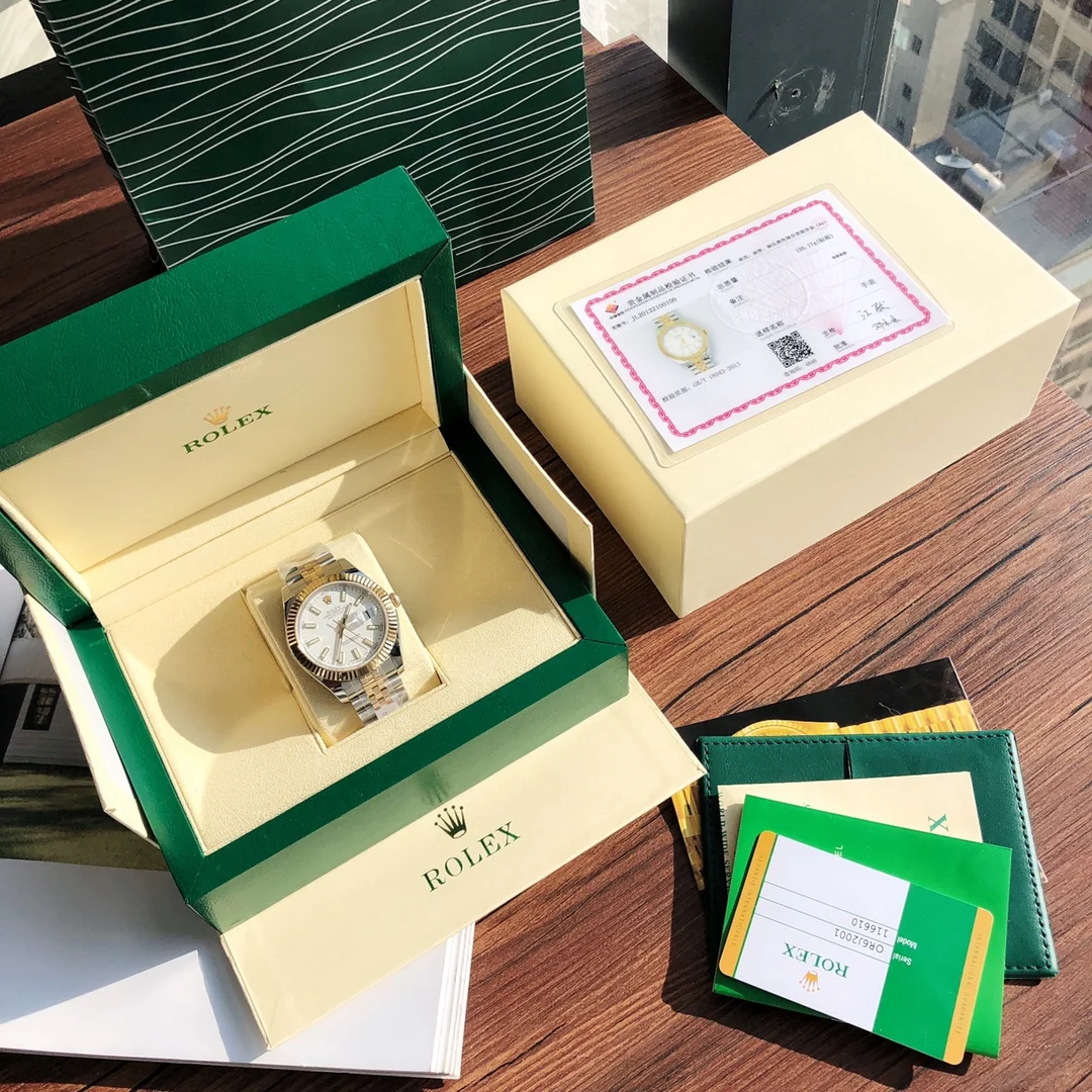 Rolex Submariner Yellow Gold 41mm