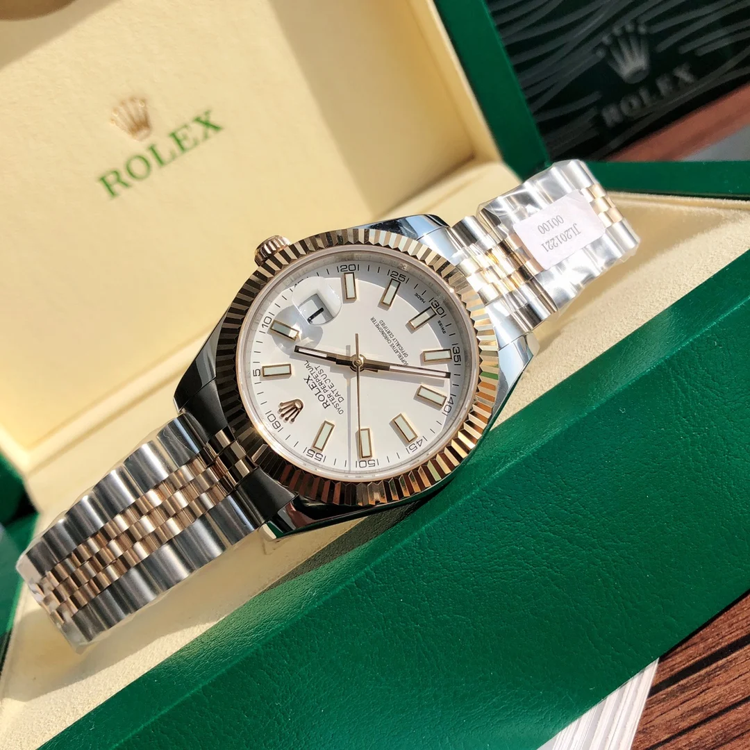 Rolex Submariner Yellow Gold 41mm — photographed off the sweep