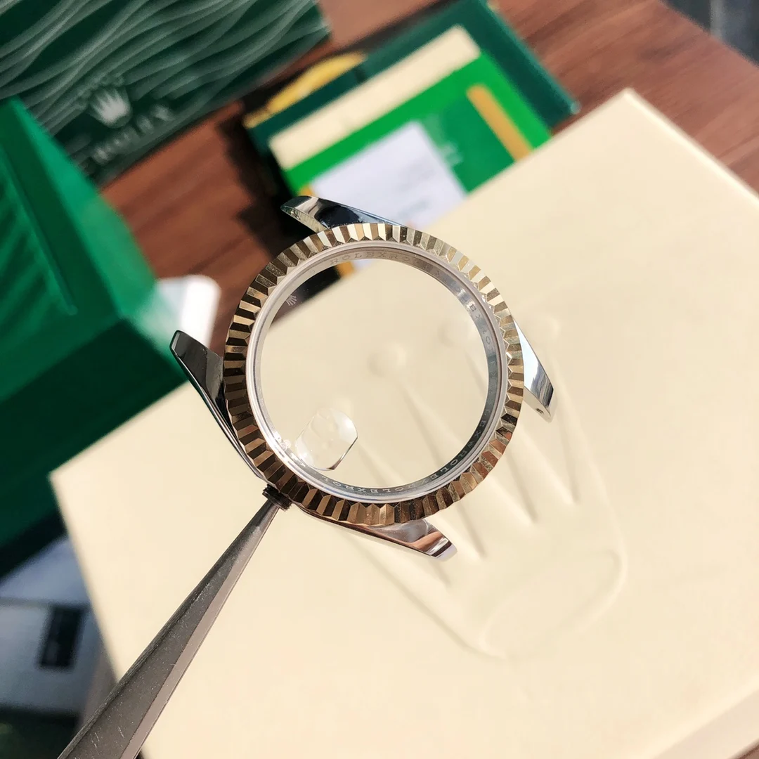 Rolex Submariner Yellow Gold — photographed off the sweep