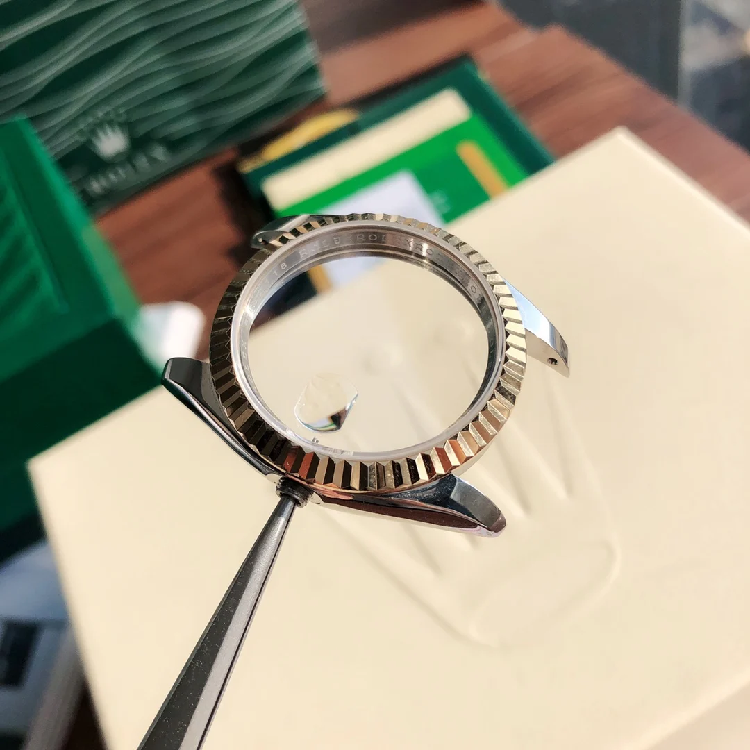 Rolex Submariner Yellow Gold — photographed off the sweep