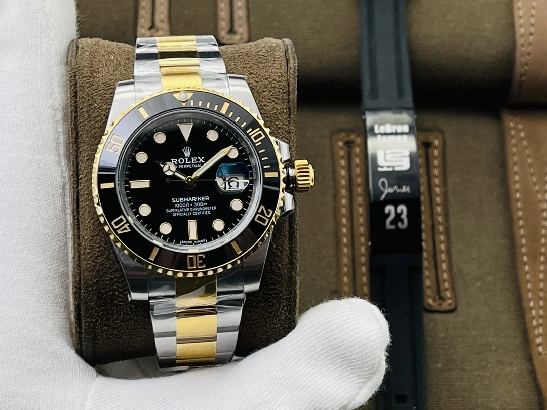 Rolex Two-Tone 41mm — photographed off the sweep