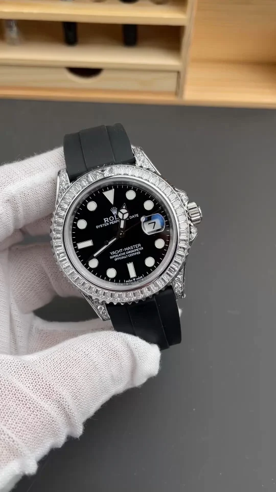 Rolex Yacht-Master Platinum Diamond-Set 42mm