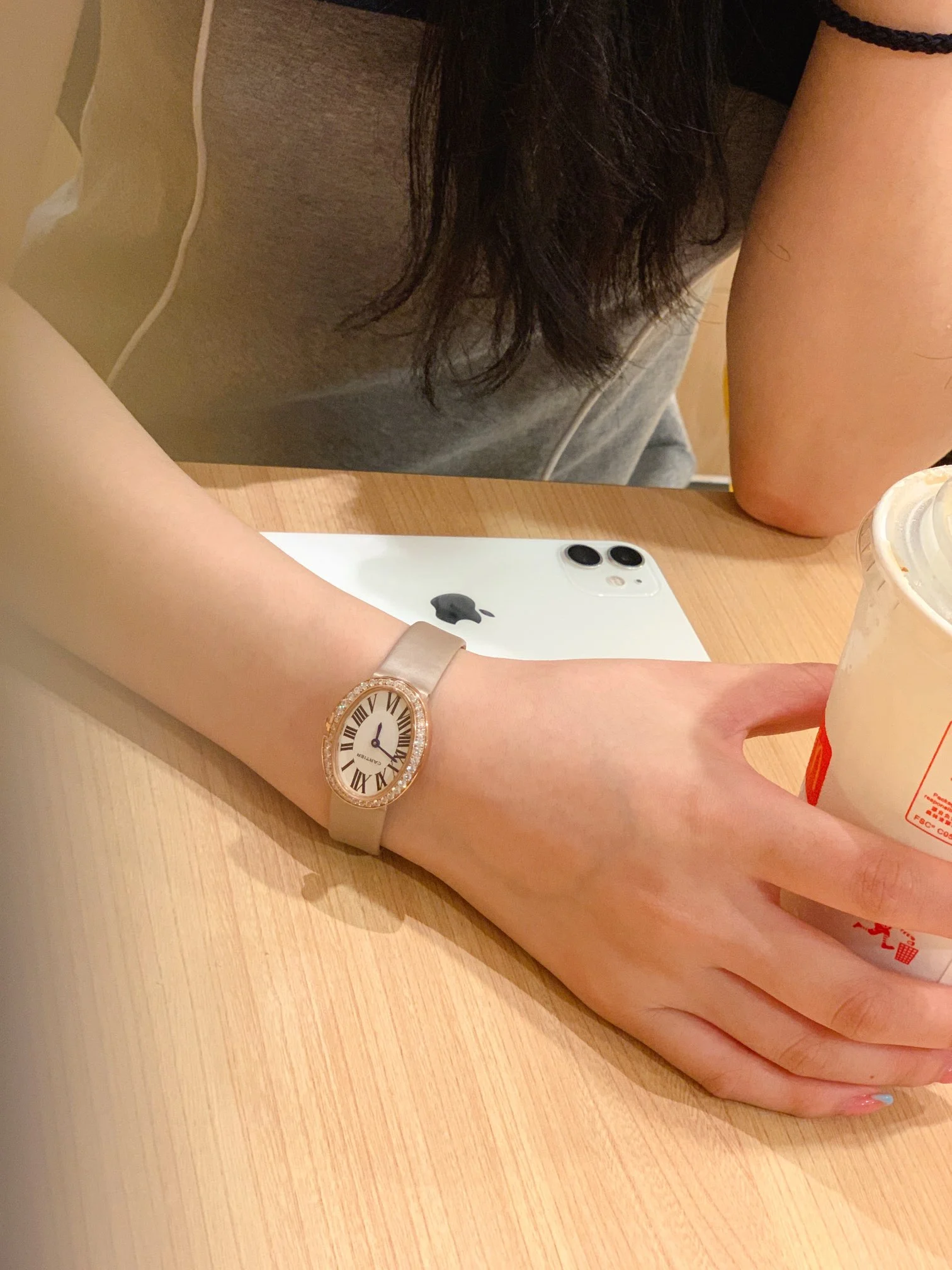 Rose Gold - Hands-on Photos — photographed off the sweep