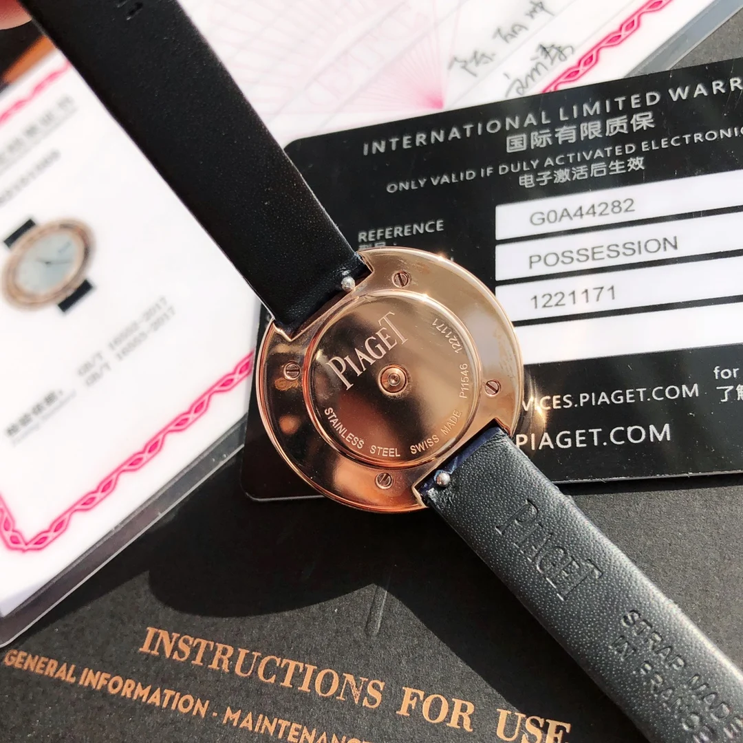 rose gold white plate — photographed off the sweep