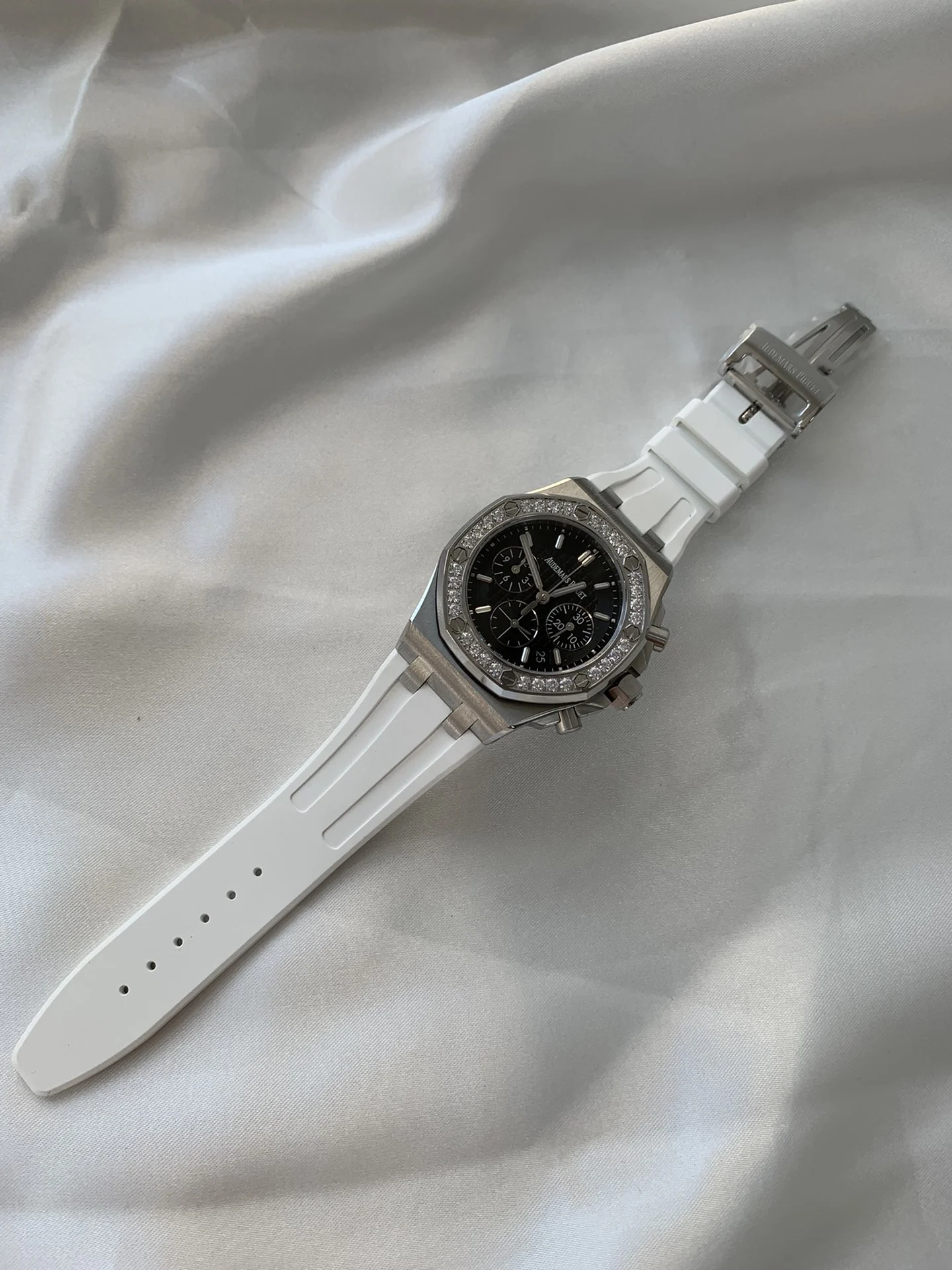 Silver Black — photographed off the sweep