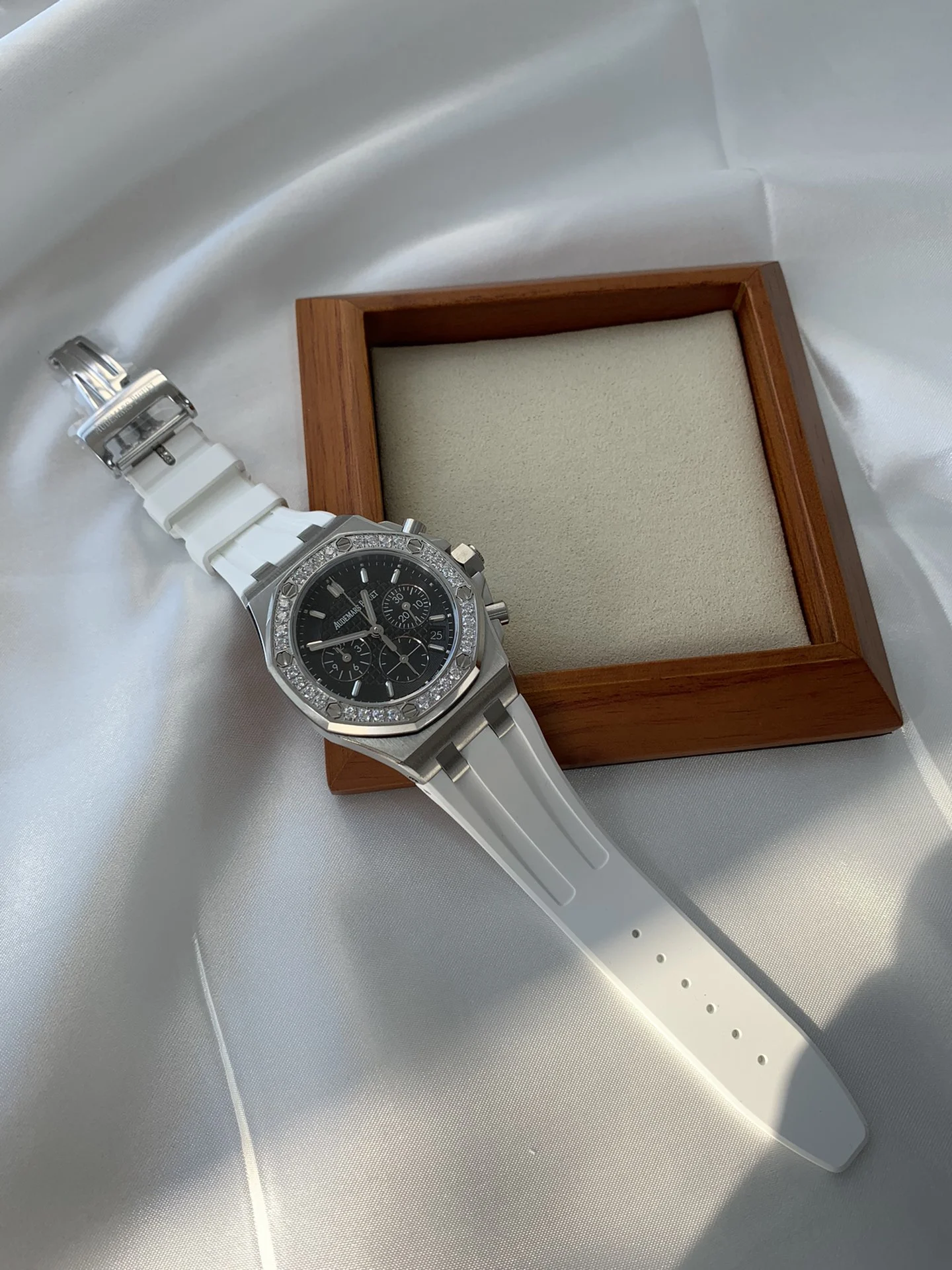 Silver Black — photographed off the sweep