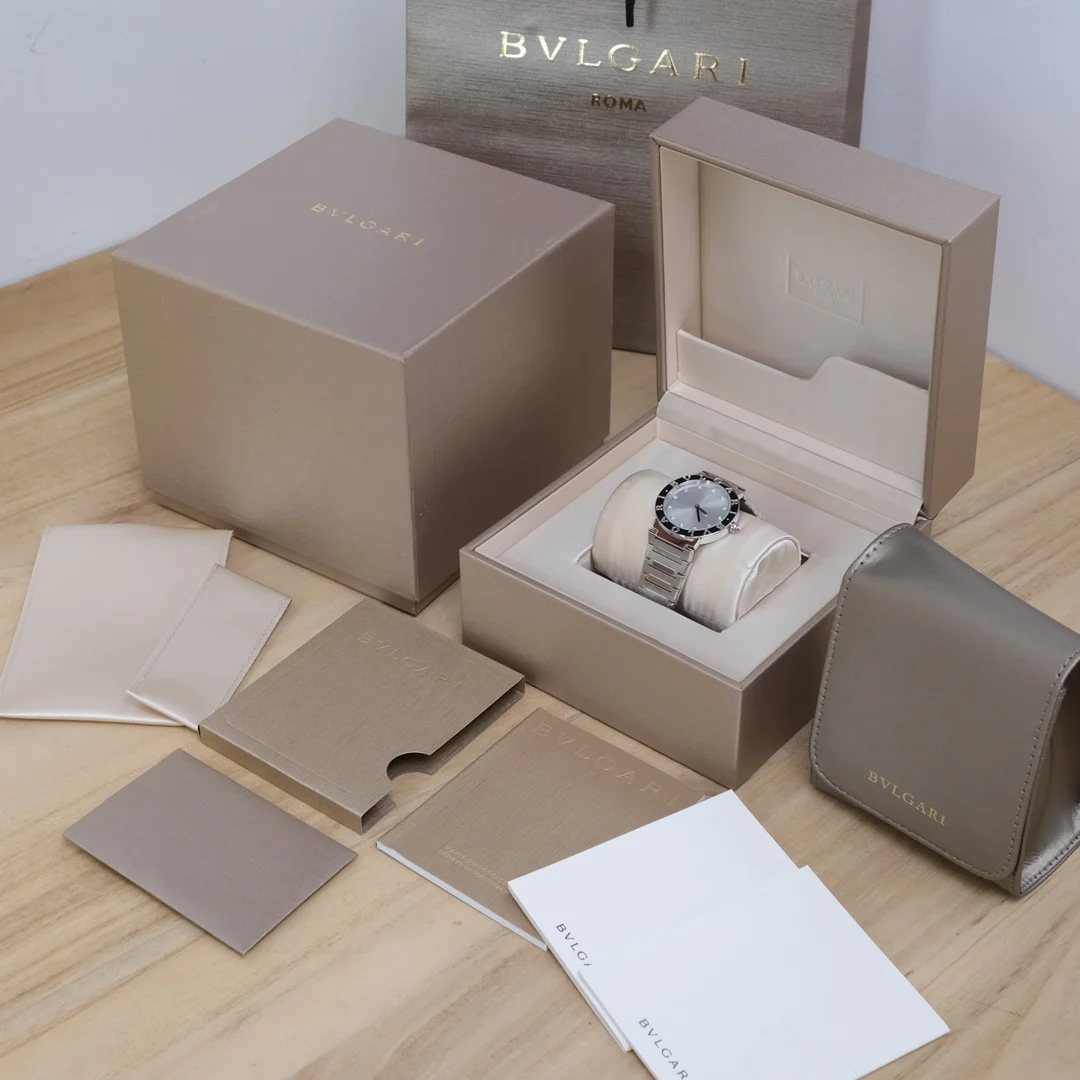 Silver diamond version