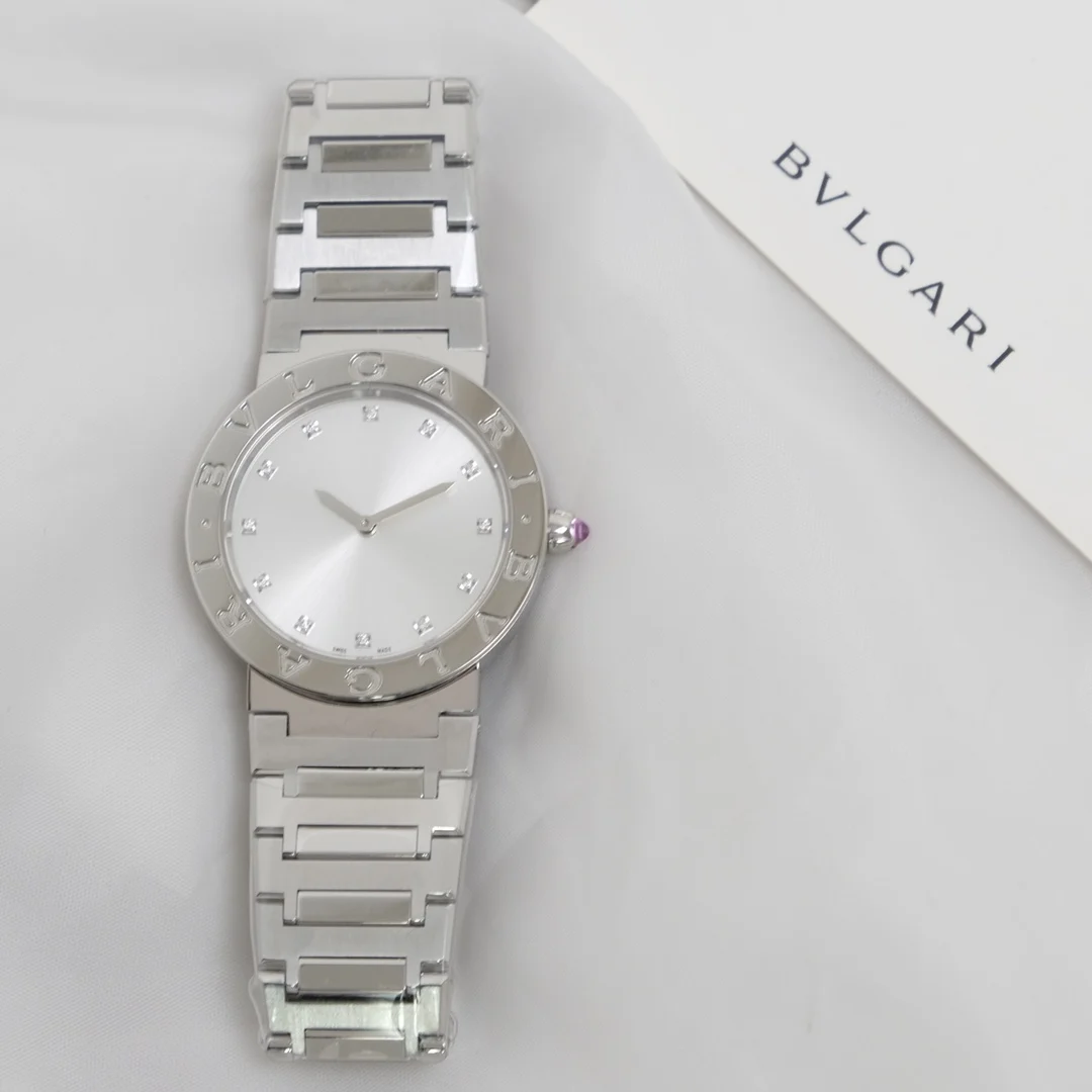 Silver diamond version — photographed off the sweep
