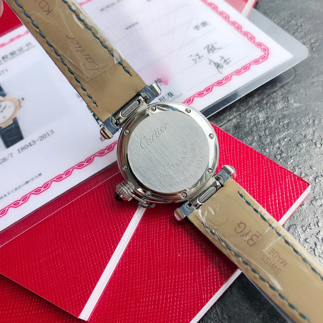 Style 3 Blue two-tone steel and gold — photographed off the sweep