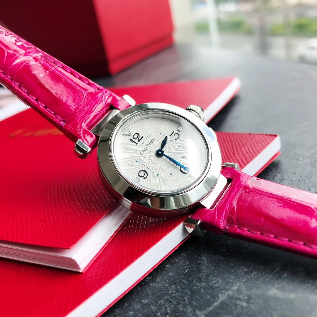 Style 4 Rose Red and Silver — photographed off the sweep