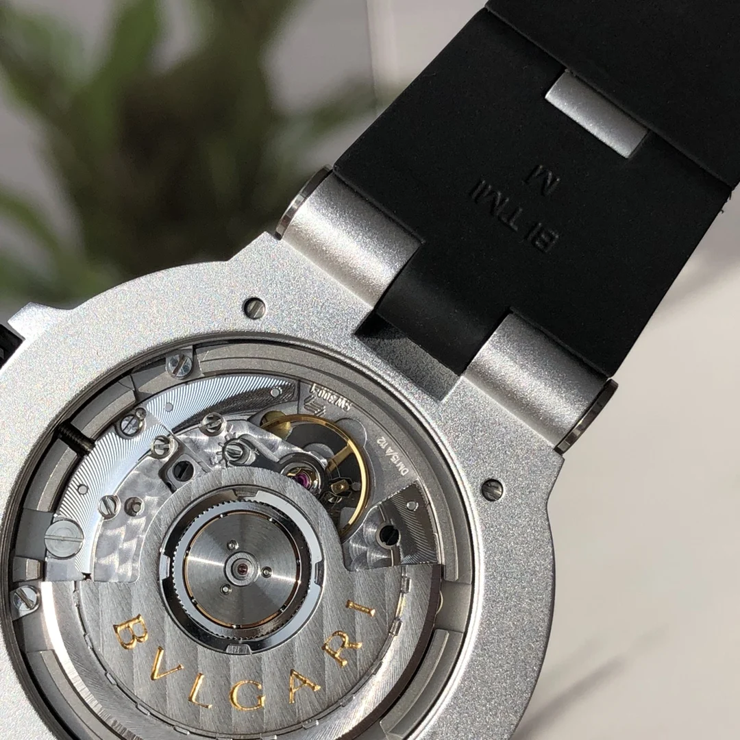 Swiss-made Movement Movement (details) — photographed off the sweep