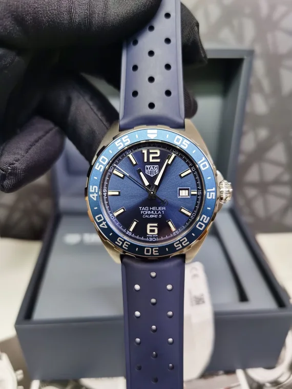 TAG Heuer 43mm