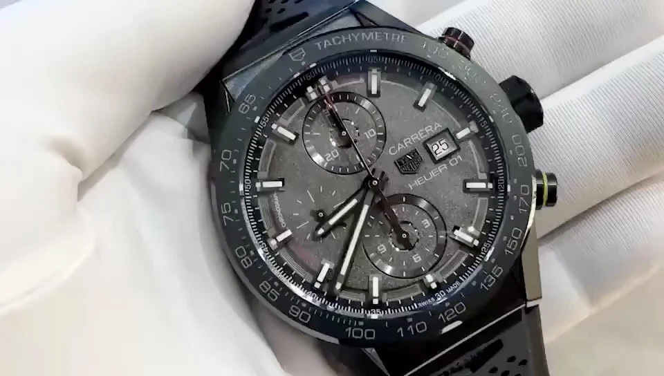 TAG Heuer 43mm