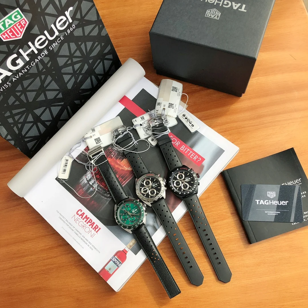TAG Heuer 44mm