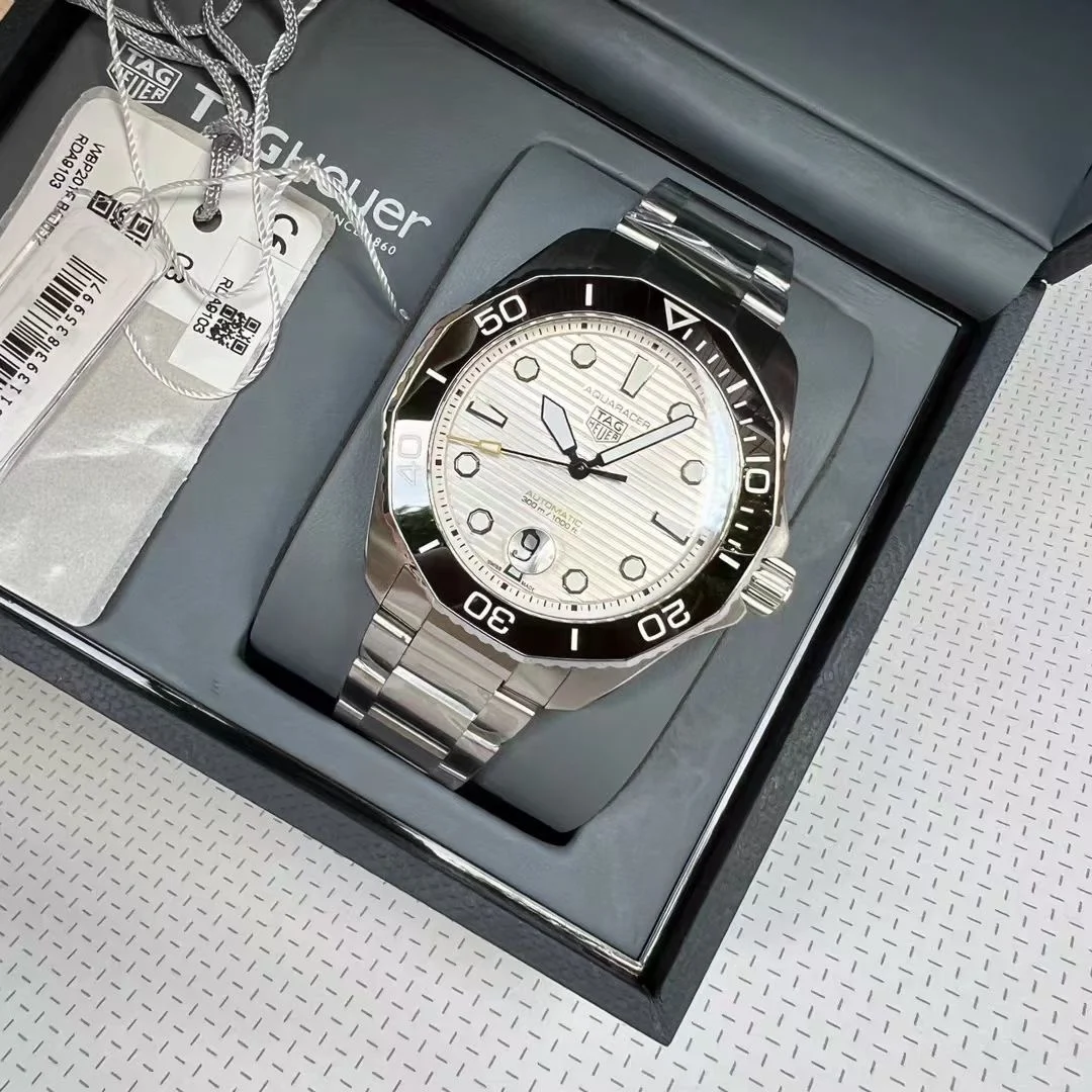 TAG Heuer Aquaracer — photographed off the sweep