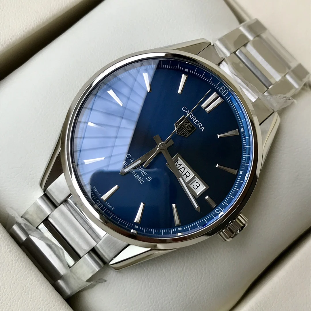 TAG Heuer Carrera — photographed off the sweep