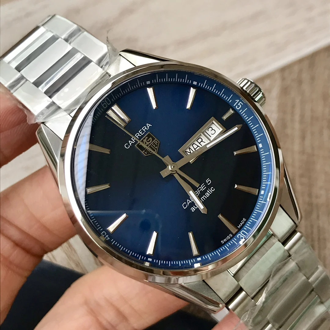 TAG Heuer Carrera — photographed off the sweep
