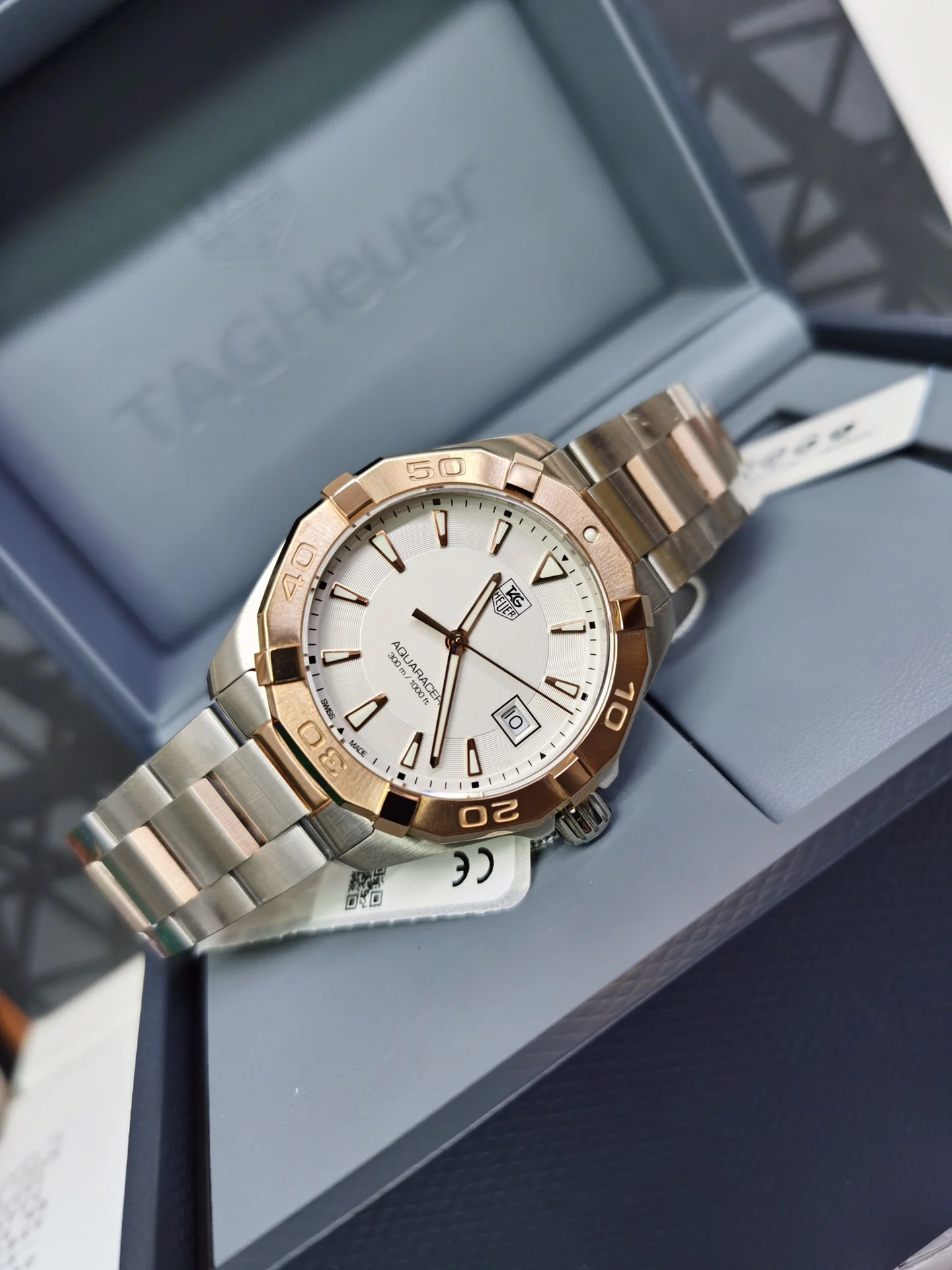 TAG Heuer Steel 40.5mm — photographed off the sweep