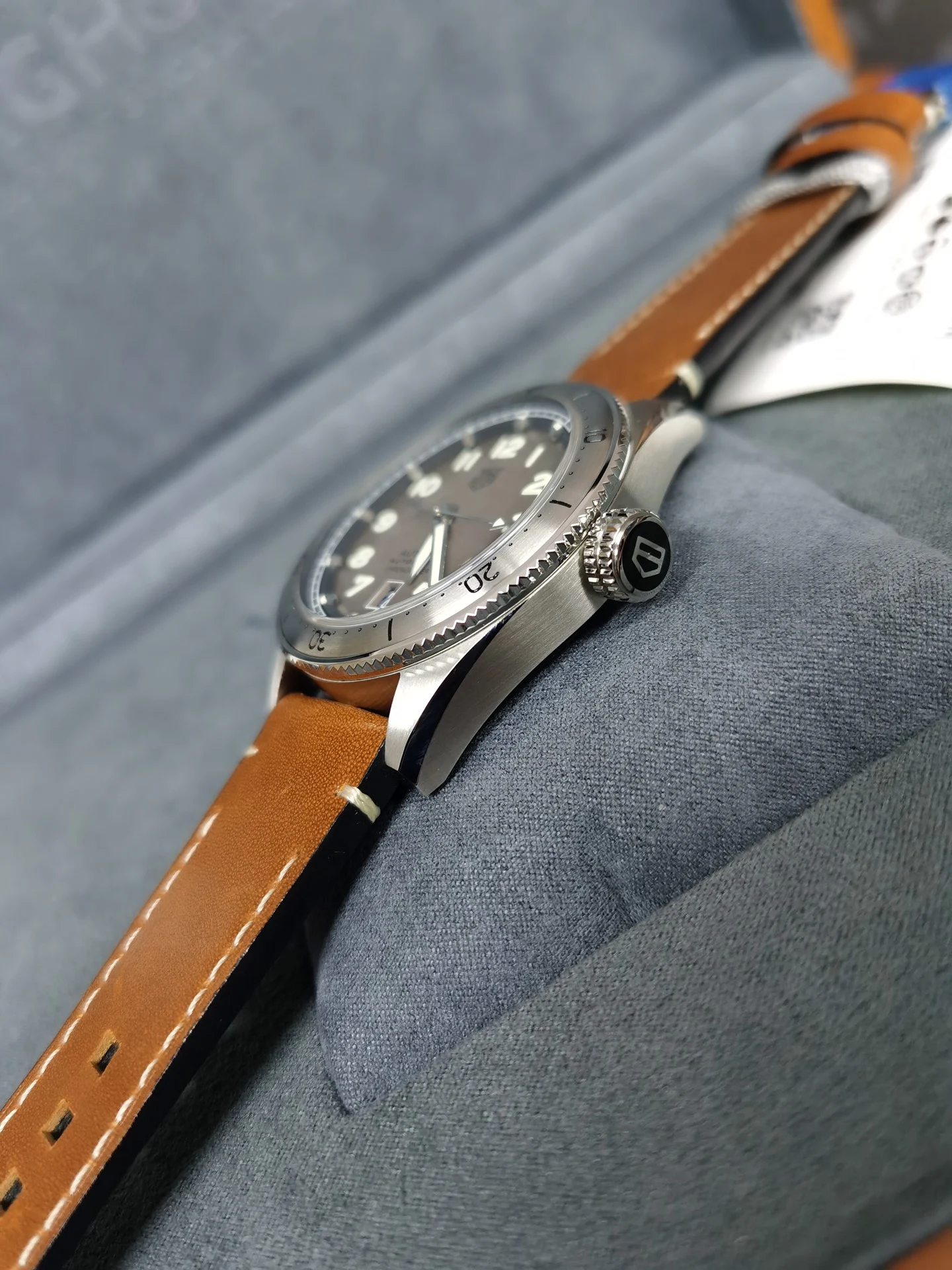 TAG Heuer Steel 42mm — photographed off the sweep