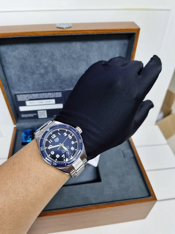 TAG Heuer Steel 42mm