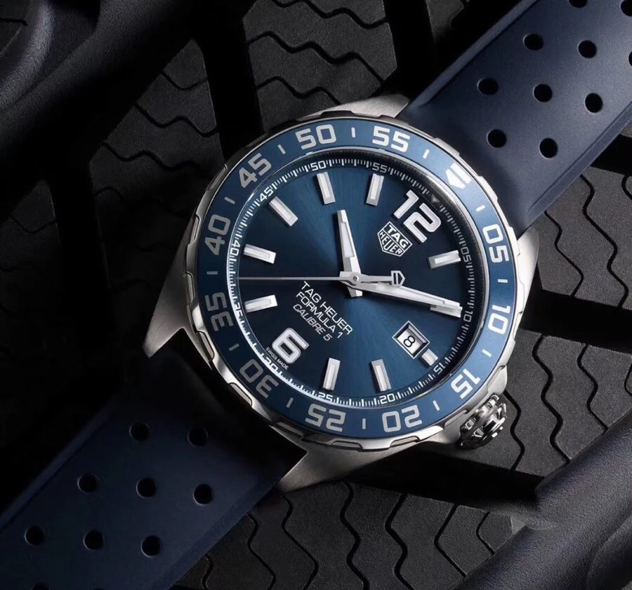 TAG Heuer Steel 43mm — photographed off the sweep