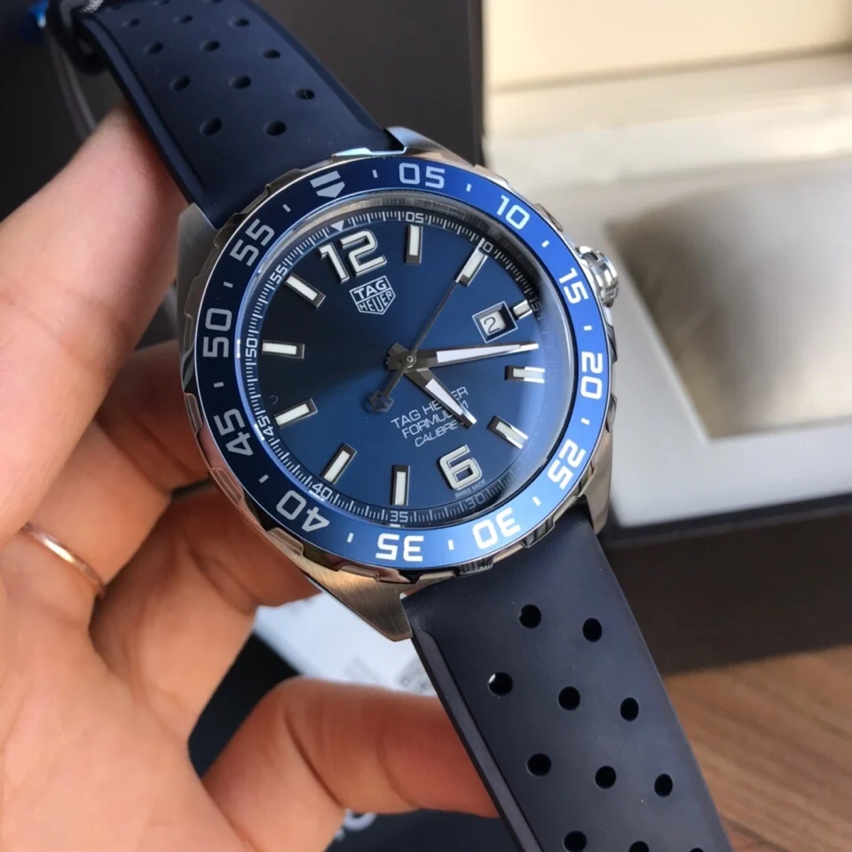 TAG Heuer Steel 43mm — photographed off the sweep